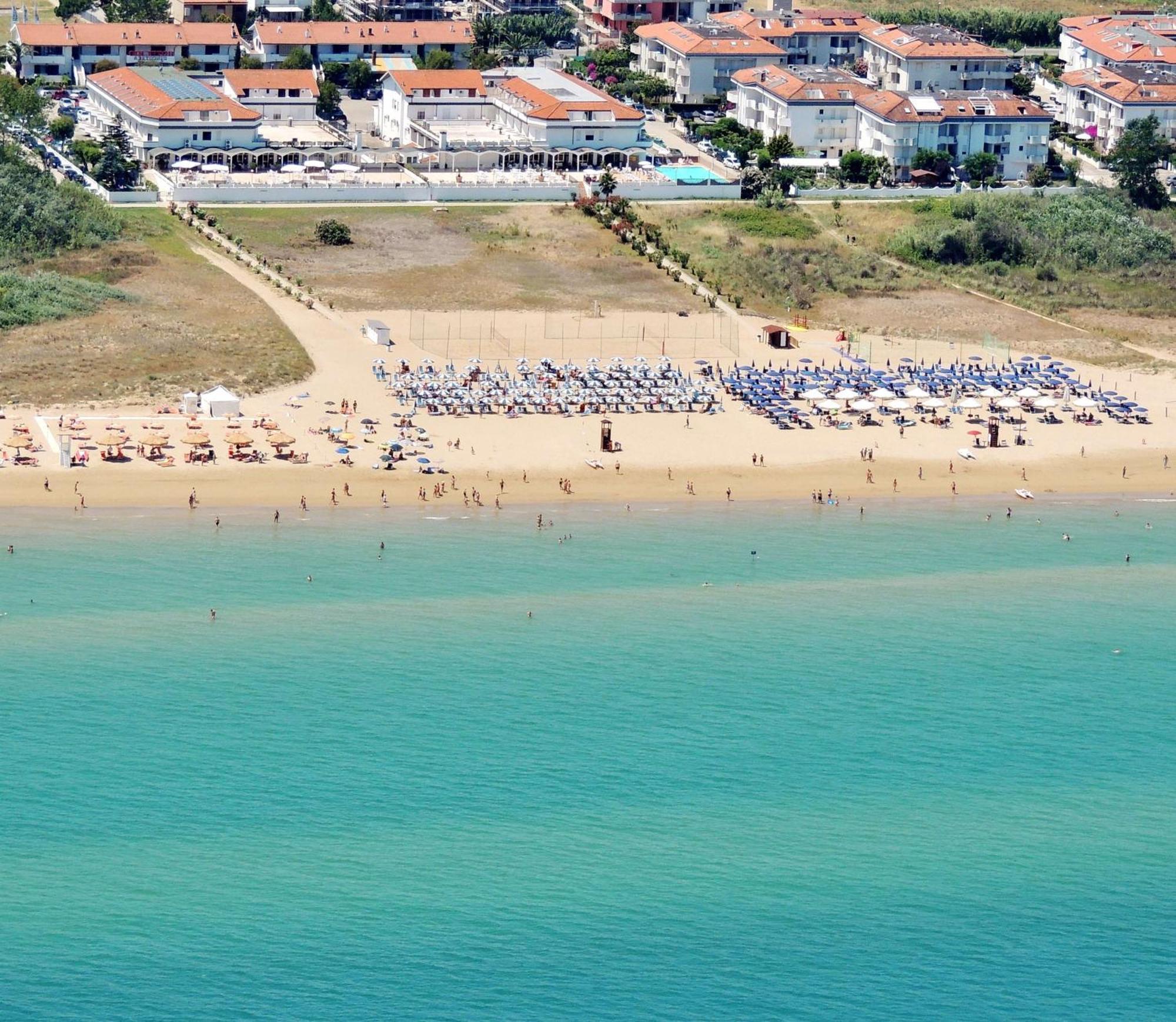 Hotel Rio Vasto Exterior foto