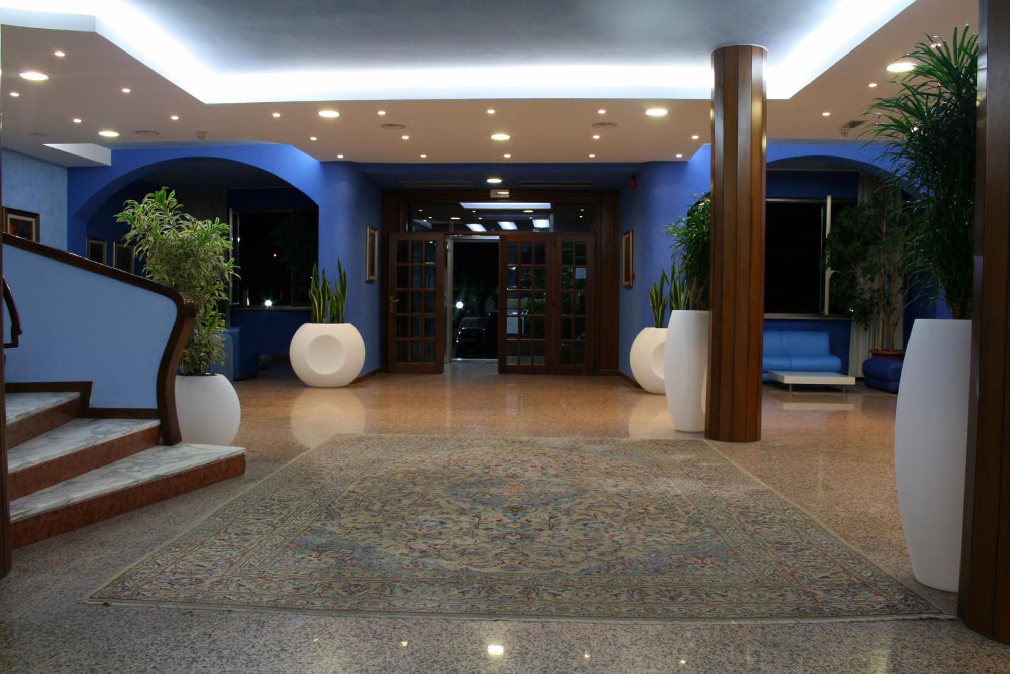 Hotel Rio Vasto Exterior foto